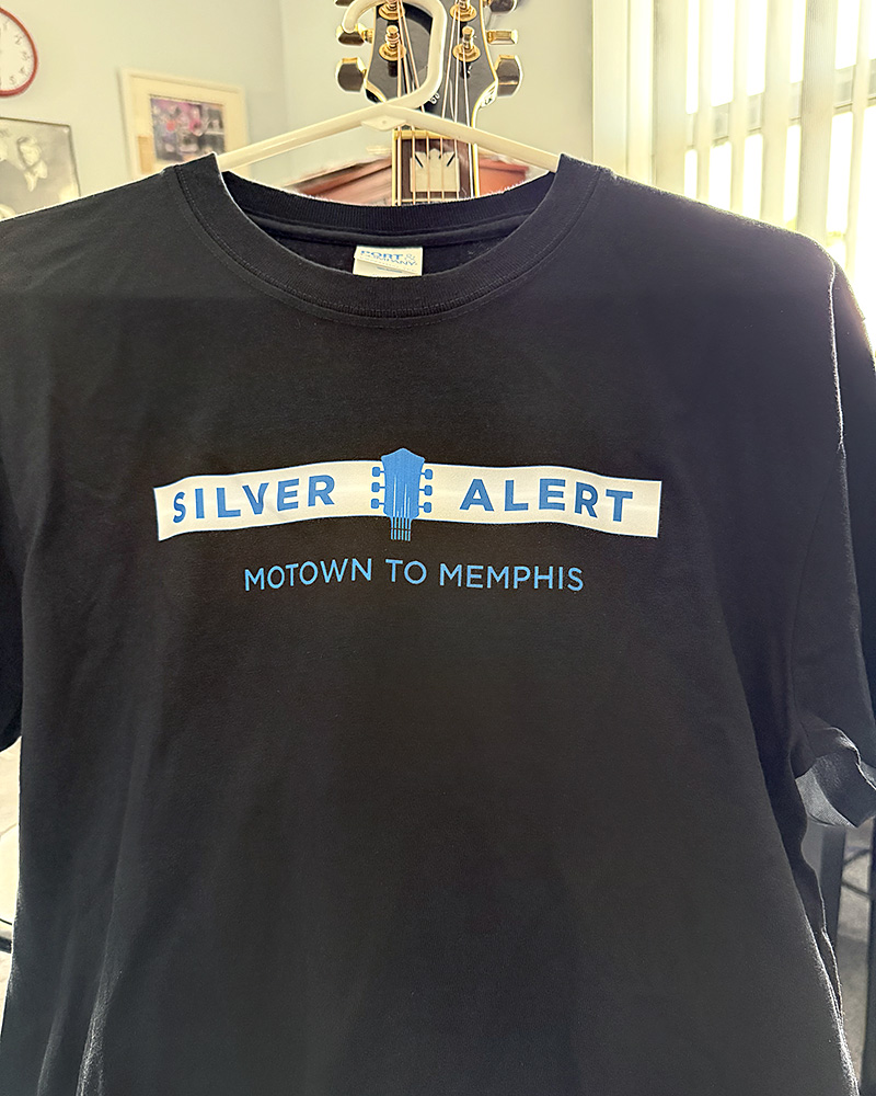 Silver Alert Band Gear - T-shirt